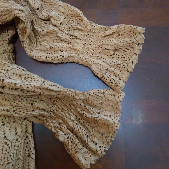 She + Sky Size Small Harvest Orange Smocked  Off Shoulder Neckline Top - Picture 5 of 9